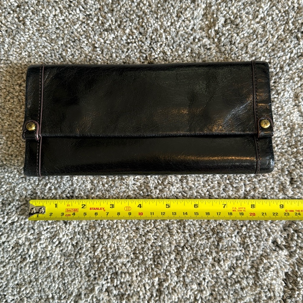 HOBO International trifold, genuine leather wallet black